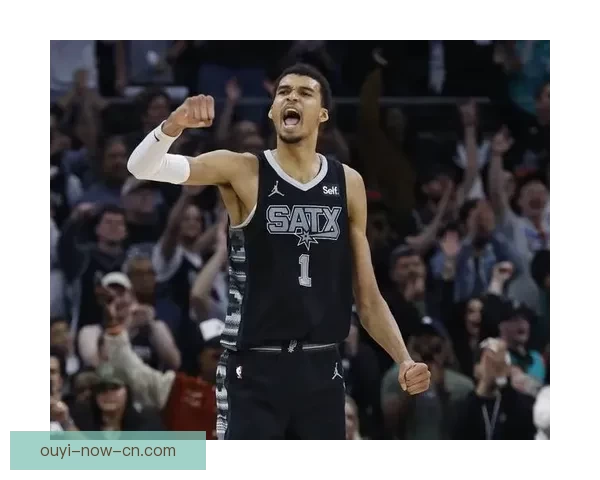 以文班亚马率马刺豪取六连胜单场二十六分十四板四助五帽空接暴扣